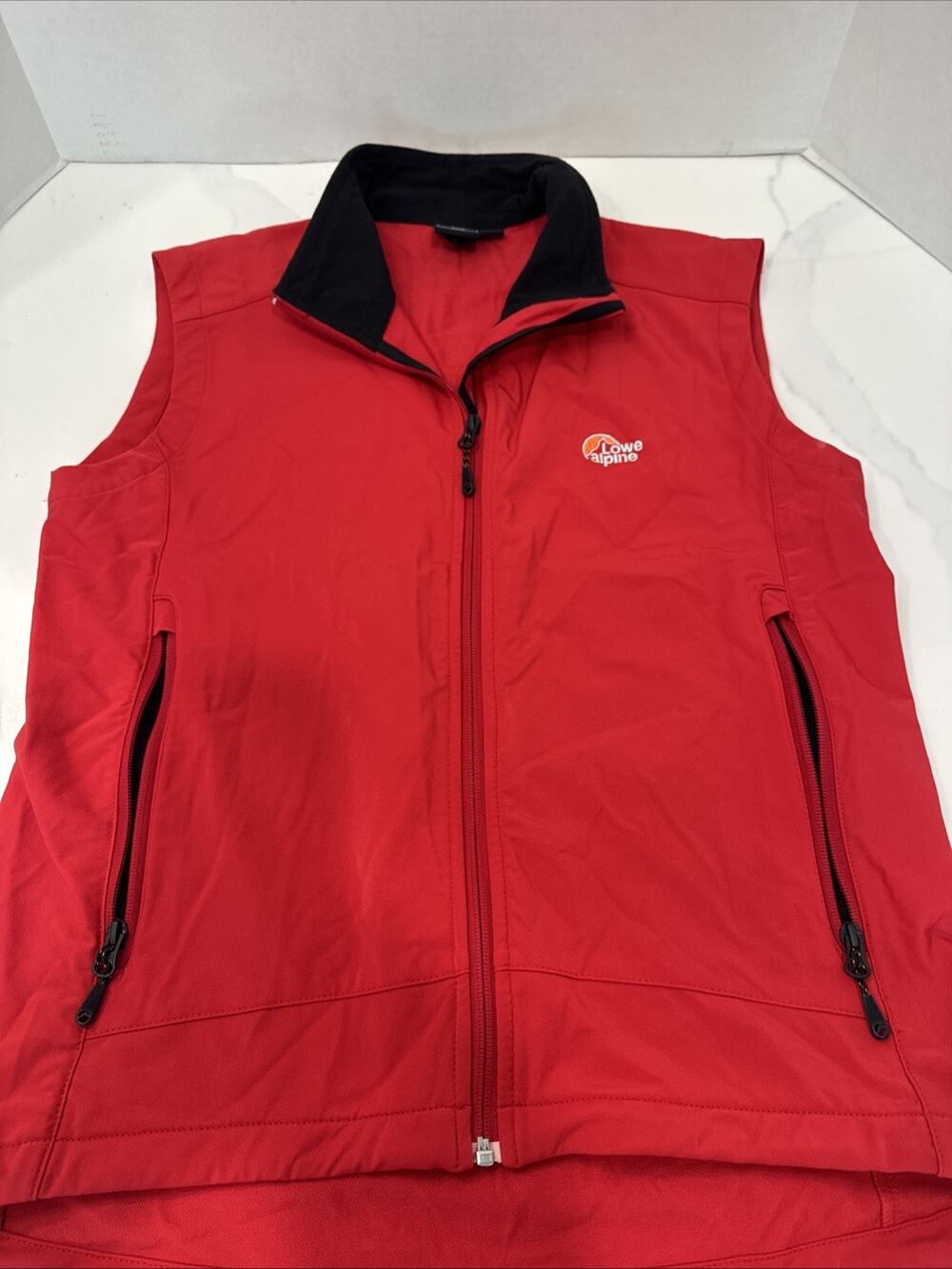 Men’s Red Lowe Alpine Vest Size M